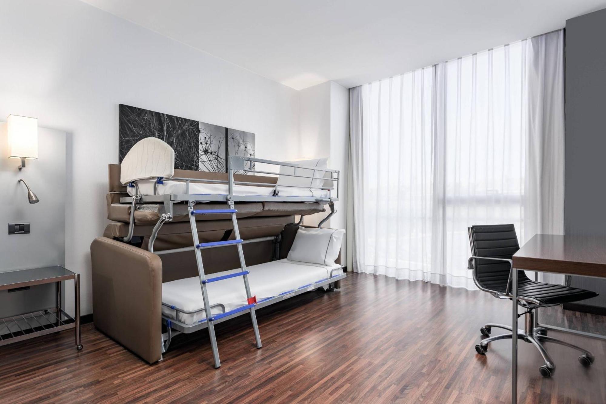 Ac La By Marriott Pozuelo de Alarcón